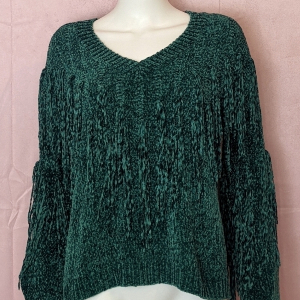 Sugarlips Rodeo Fringe B Neck Emerald Green Sweater size Medium